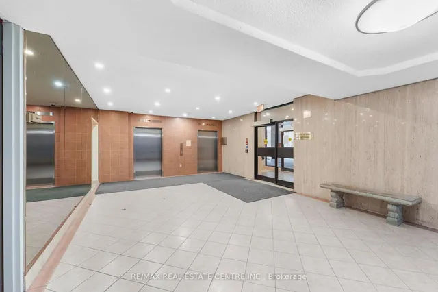 Additional image 38 of 455 Sentinel Rd Unit 404