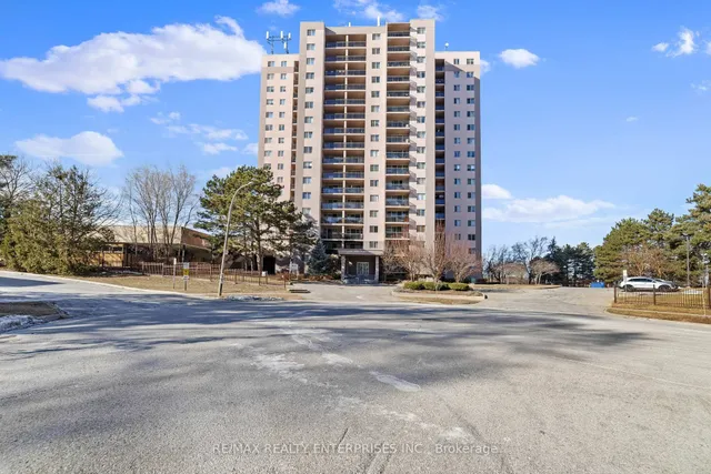 Additional image 41 of 975 WARWICK Crt Unit 1402