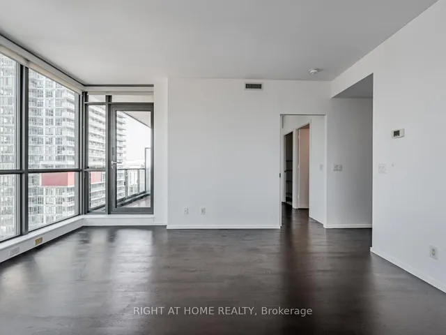 Additional image 8 of 8 charlotte St Unit 1603