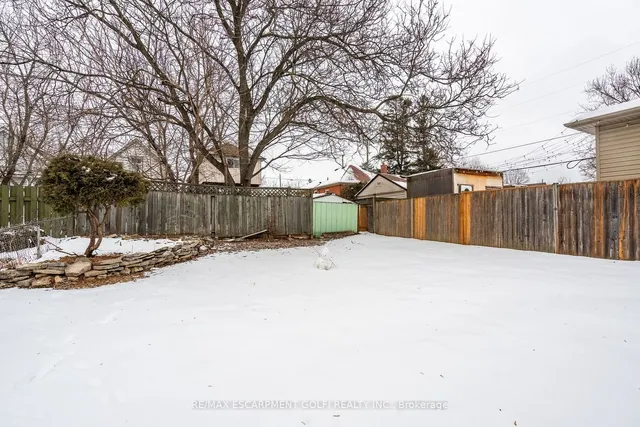 Additional image 39 of 124 WHITNEY Ave