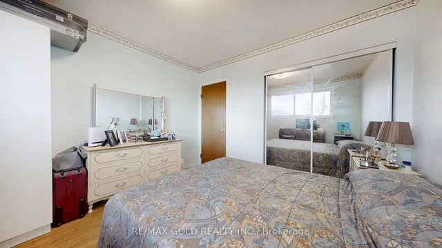 Additional image 34 of 46 Goldsboro Rd