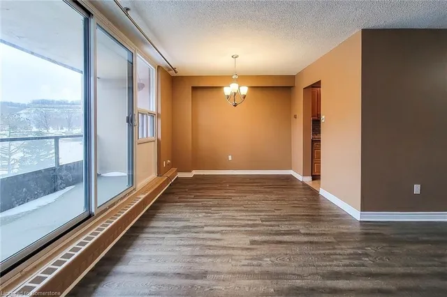 Additional image 10 of 1966 Main St Unit 402