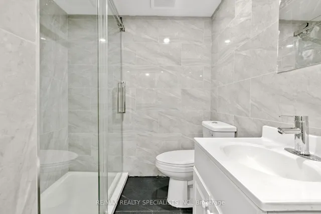 Additional image 33 of 21 Parkend Ave