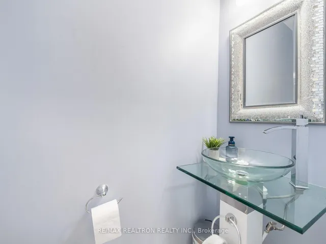 Additional image 21 of 17 Elder St