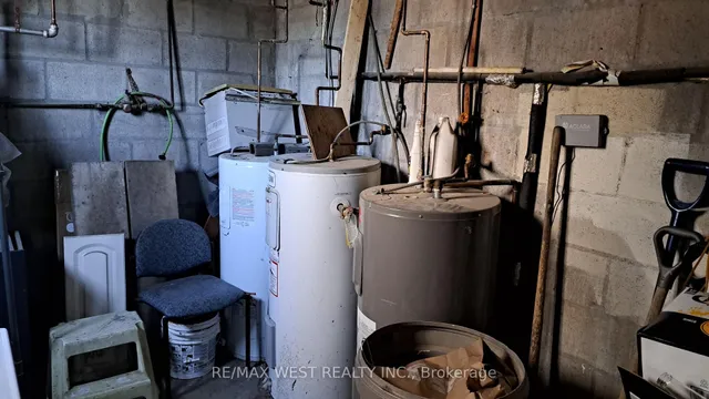 Additional image 9 of 2607-2609 Keele St