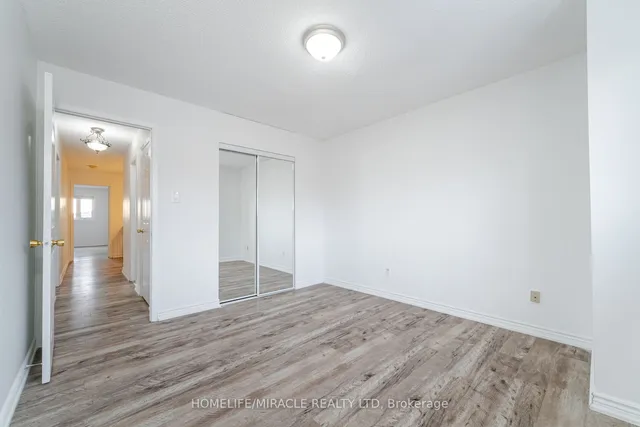 Additional image 31 of 21 Muskoka St