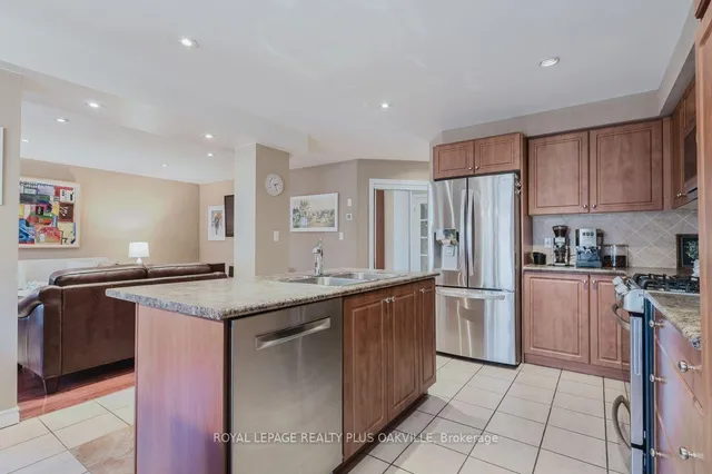 Additional image 36 of 16 Grayrocks Ave