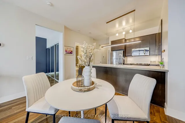 Additional image 17 of 26 Norton Ave Unit PH10