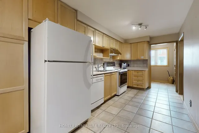 Additional image 11 of 44 Grandville Ave