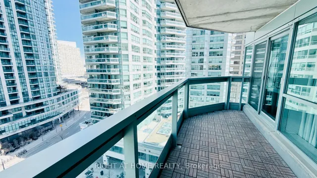 Additional image 16 of 10 Queens Quay Unit 1012