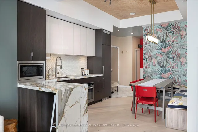 Additional image 6 of 125 Blue Jays Way Unit 5303