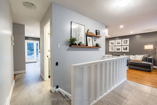 Additional image 27 of 141 BUCKINGHAM Dr