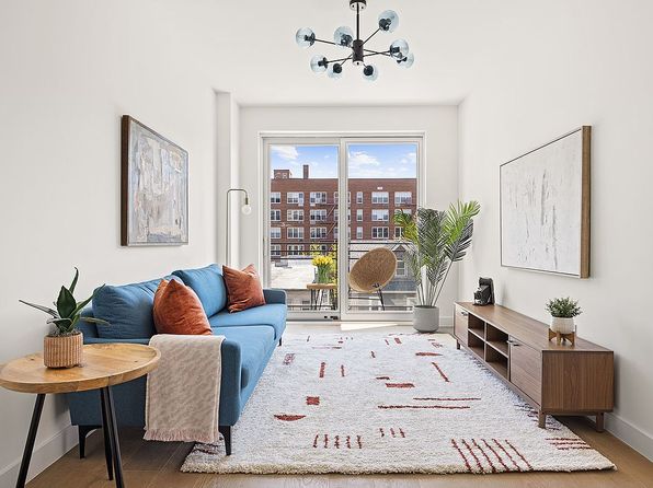 379 Ocean Pkwy, Brooklyn, NY