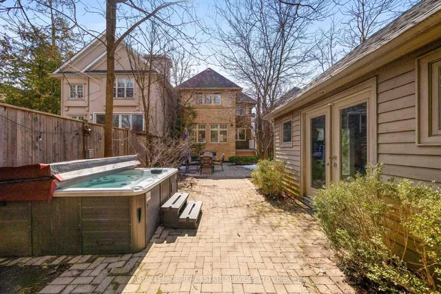 Additional image 44 of 210 Glengrove Ave