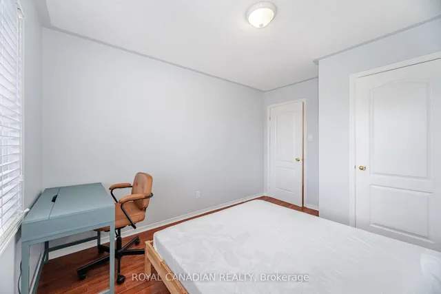 Additional image 30 of 69 Yellow Brick Rd