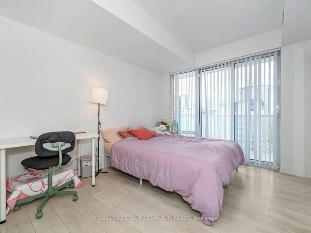 Additional image 20 of 501 Yonge St Unit 1309