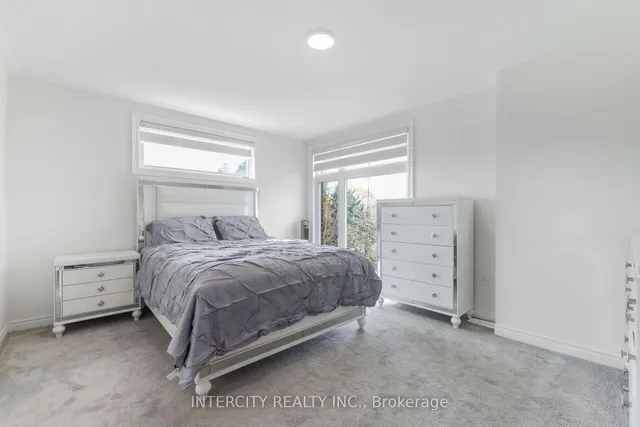 Additional image 32 of 19 Queenpost Dr