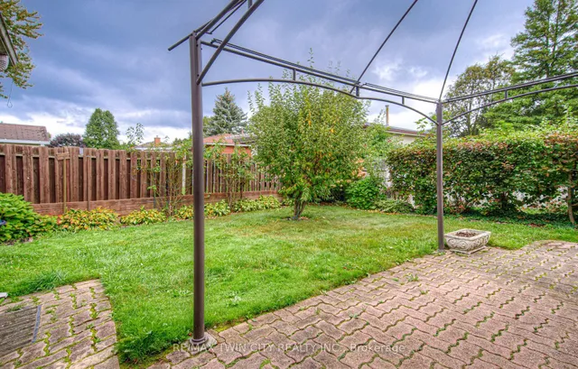 Additional image 39 of 18 Bosworth Cres