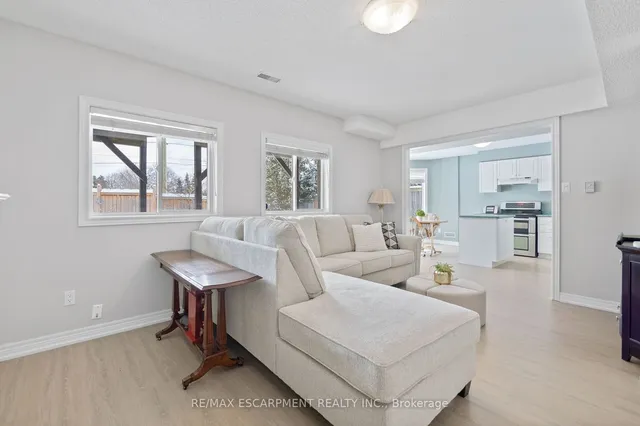 Additional image 35 of 46 Pentland Rd