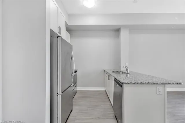 Additional image 10 of 35 Southshore Cres Unit 421