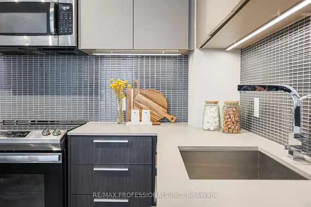 Additional image 11 of 15 Brin Dr Unit TH13