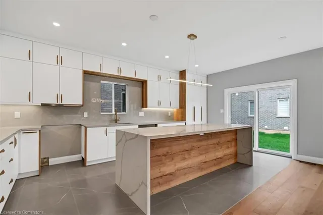 Additional image 12 of 382 B Southcote Rd