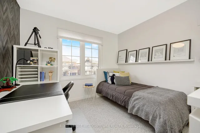 Additional image 29 of 792 Rayner Crt