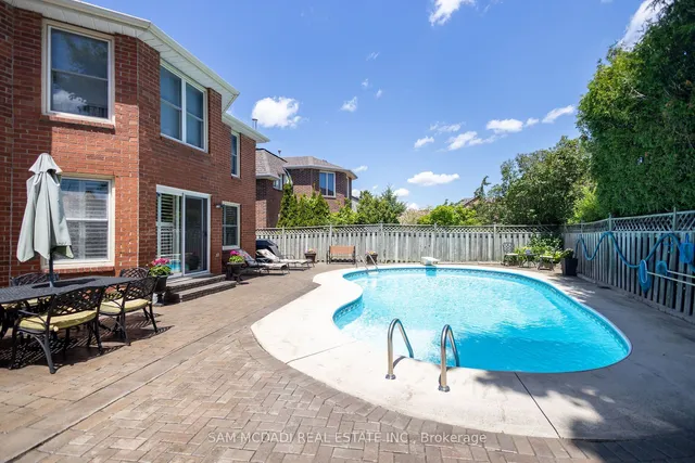 Additional image 36 of 69 Parkside Dr