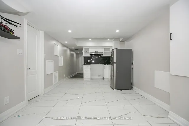 Additional image 43 of 5 Emily St