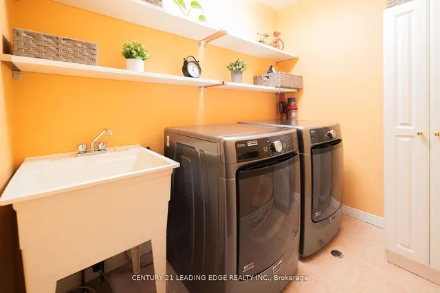 Additional image 22 of 60 Sundance Cres