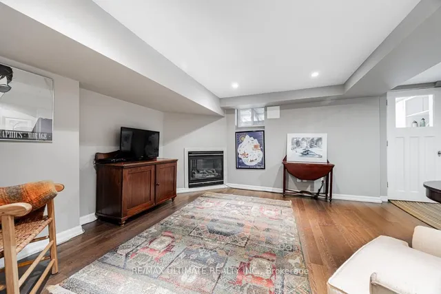 Additional image 32 of 364 Rosewell Ave