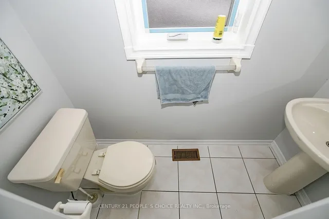 Additional image 22 of 30 Carrie Cres