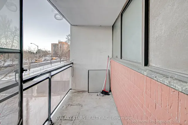 Additional image 21 of 10 Tapscott Rd Unit 304