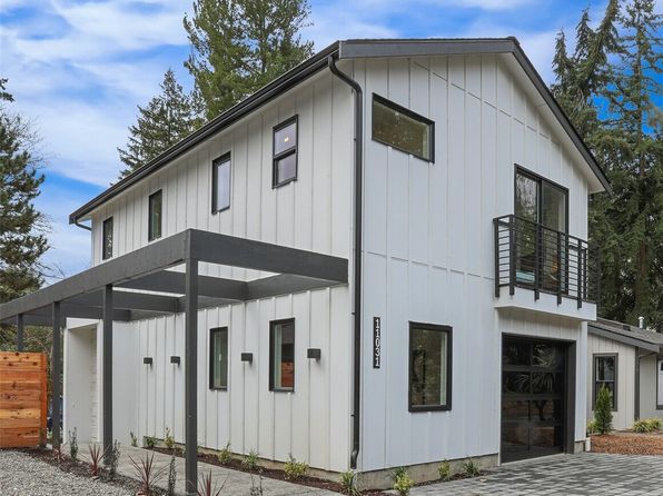 11031 17th Avenue NE, Seattle, WA 98125