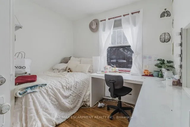 Additional image 12 of 86 South Oval