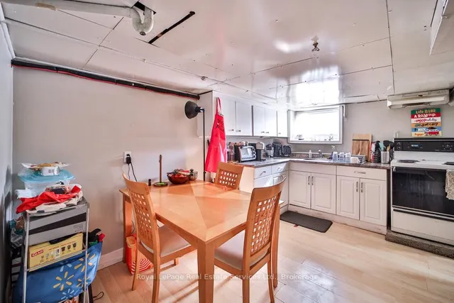 Additional image 18 of 1105 King St