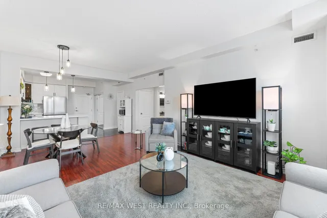 Additional image 7 of 3531 Lake Shore Blvd Unit 104