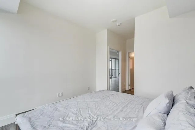 Additional image 18 of 60 Charles St Unit 1802