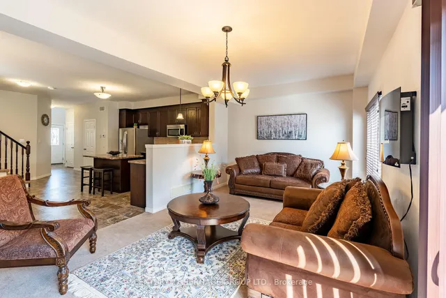 Additional image 17 of 382 Woodbine Ave