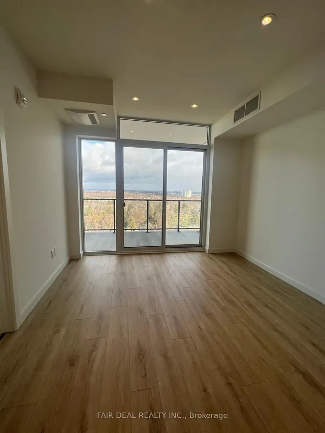 Additional image 4 of 741 King St Unit 1503