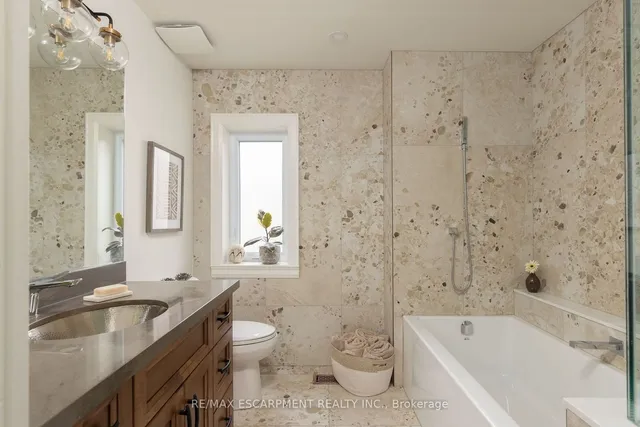 Additional image 24 of 109 Lake Avenue Dr