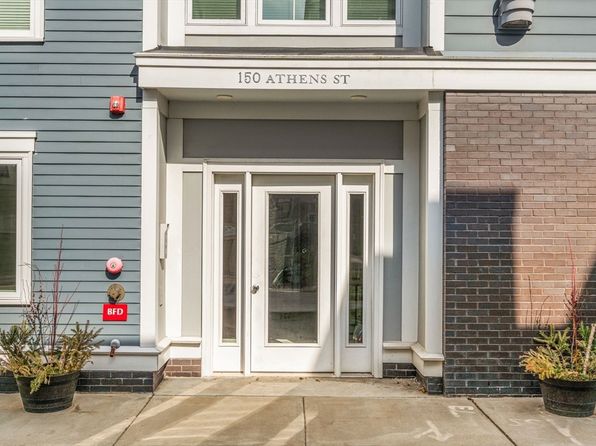 150 Athens St #PENTHOUSE 8, Boston, MA 02127