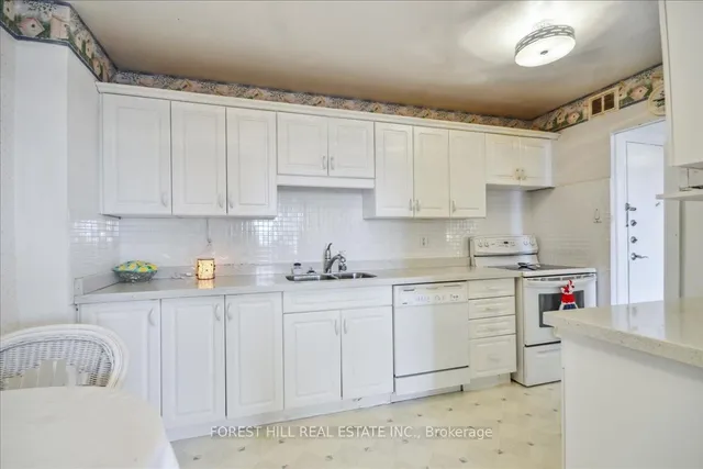 Additional image 14 of 362 The East mall St Unit 1410