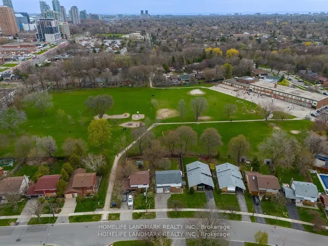 Additional image 38 of 103 Oakley Blvd