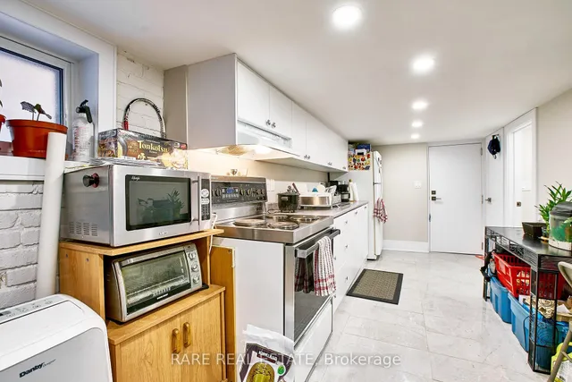 Additional image 35 of 216 Oakwood Ave