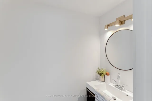 Additional image 4 of 4 Bradbrook Rd Unit 2