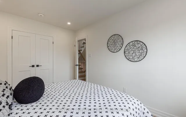 Additional image 31 of 14 Oxenden Cres