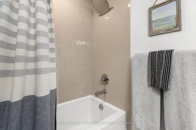 Additional image 19 of 27 Bathurst St Unit 1712