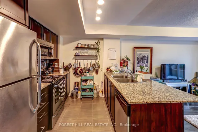 Primary image of 8 Foundry Ave Unit 158