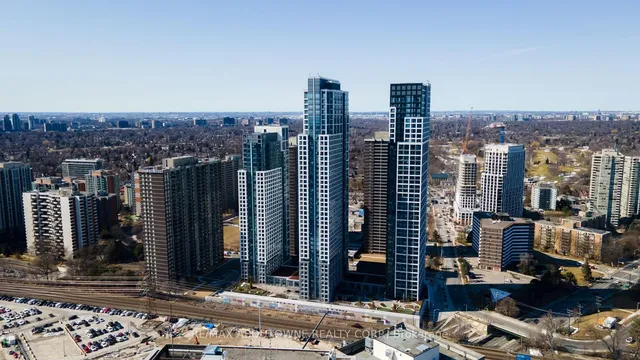 Additional image 31 of 7 Mabelle Ave Unit 801